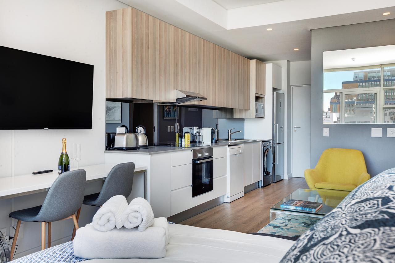 Backup-Powered Trendy Ny City Apartment At Table Mountain Κέιπ Τάουν Εξωτερικό φωτογραφία